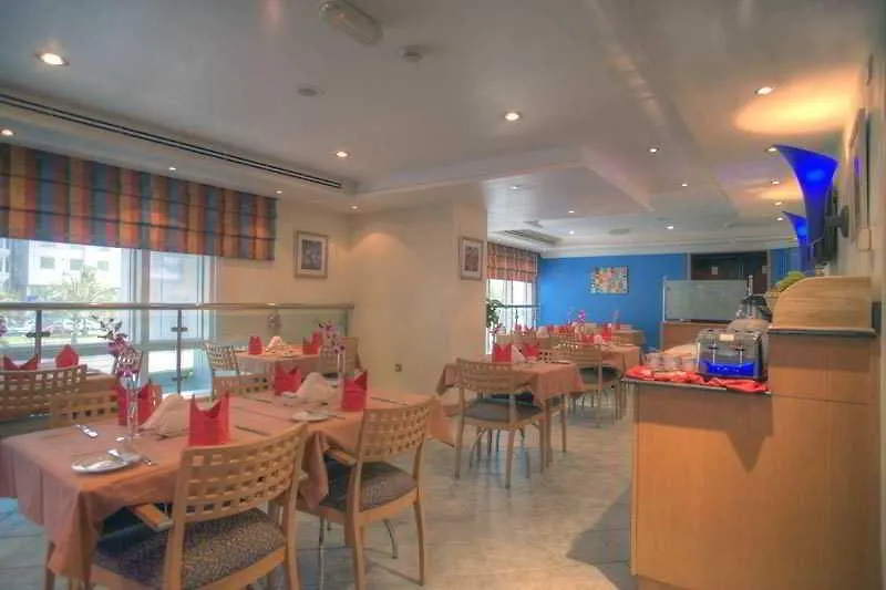 Al Nakheel Hotel Apartments Абу-Даби 3*,